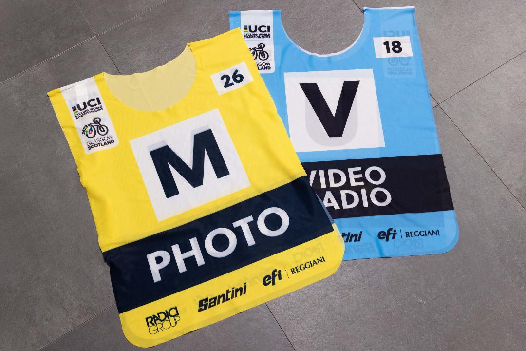 Santini Recycling Wear, official partner of the UCI Cycling World Championships in Scotland, supplied the race organizer with these recyclable nylon bibs for use by staff and accredited photographers.