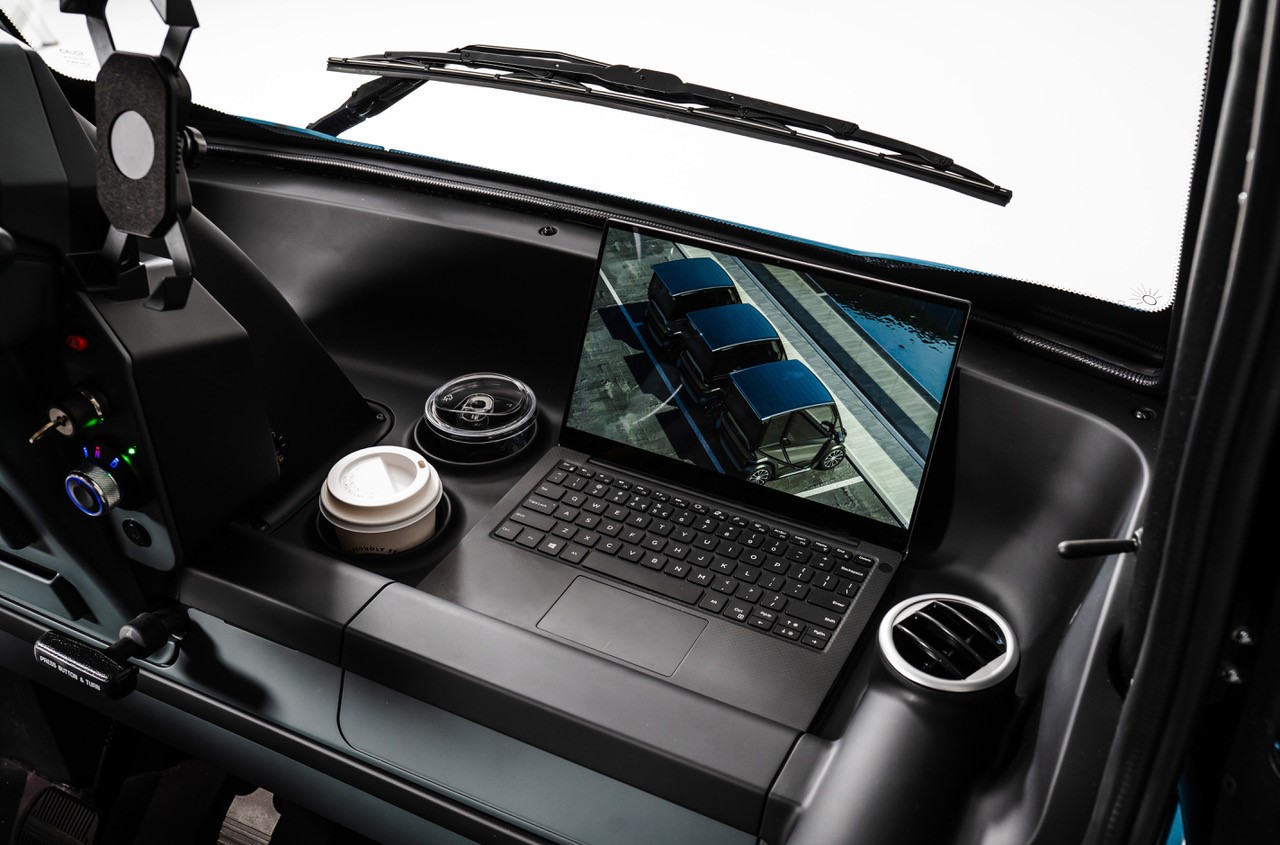 Klok and his team have worked to include user-friendly features on the vehicle’s interior, such as cupholders and a laptop pad. 